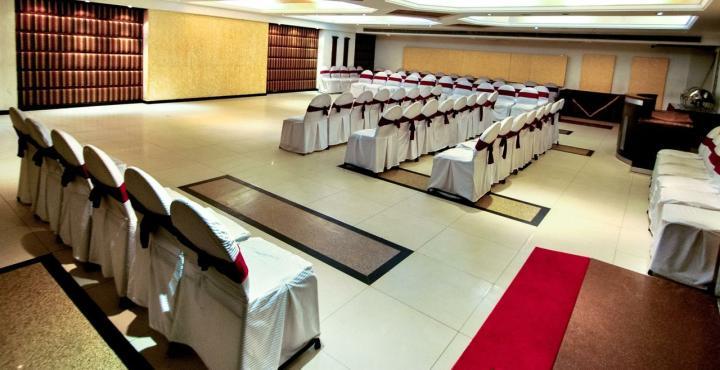 Hotel Klg International Zirakpur Exterior foto